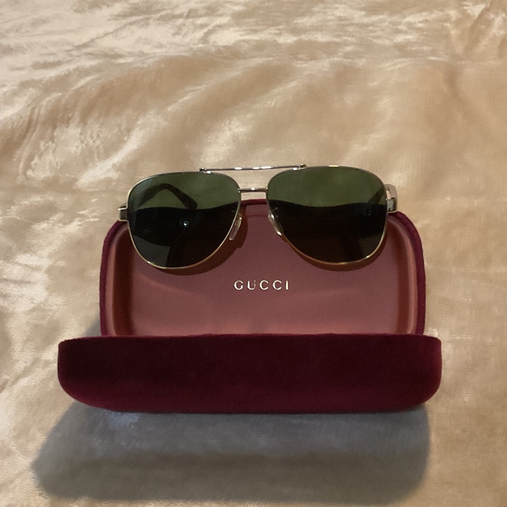 Gucci Green and Gold Aviator Sunglasses